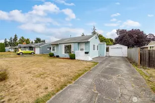 376 SE Glencoe St, Oak Harbor, WA 98277 - Photo 3