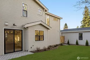 10618 NE 54th Ln, Kirkland, WA 98033 - Photo 29