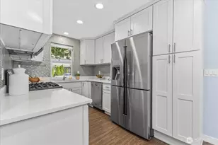 14215 110th Ave NE, Kirkland, WA 98034 - Photo 9