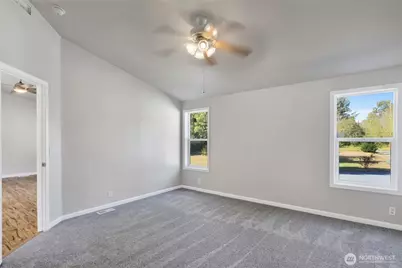 6128 Kickerville Road, Ferndale, WA 98248 - Photo 17