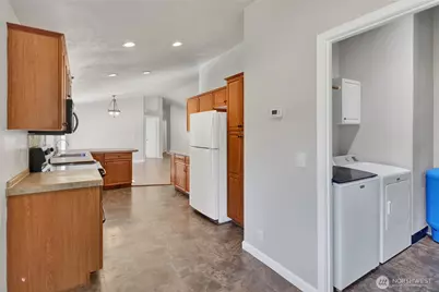 6128 Kickerville Road, Ferndale, WA 98248 - Photo 13