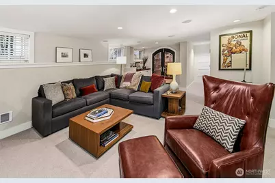1239 20th Avenue E, Seattle, WA 98112 - Photo 25