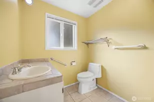 1015 E McLeod Rd, Bellingham, WA 98226 - Photo 21