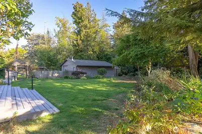1015 E McLeod Road, Bellingham, WA 98226 - Photo 35