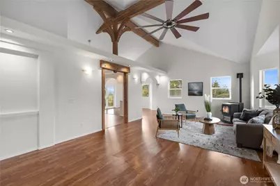 930 Donald Avenue, Oak Harbor, WA 98277 - Photo 5