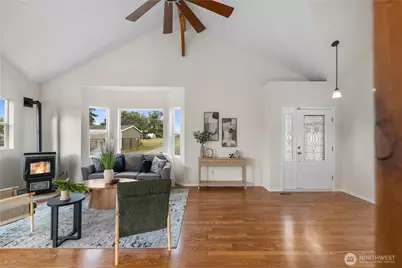 930 Donald Avenue, Oak Harbor, WA 98277 - Photo 7
