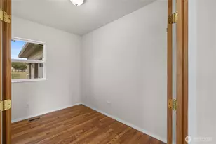 930 Donald Ave, Oak Harbor, WA 98277 - Photo 27