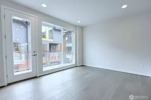 6542 32nd Ave NE, Seattle, WA 98115 - Photo 7