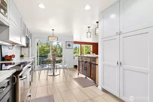 19803 Ashworth Ave N, Shoreline, WA 98133 - Photo 13