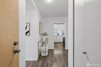 1601 E Columbia Street #104, Seattle, WA 98122 - Photo 3