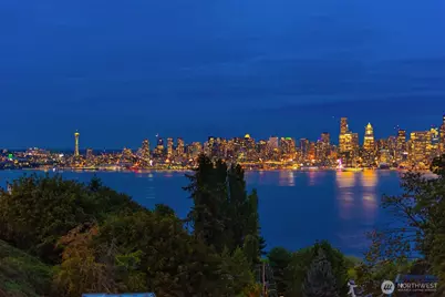 1718 Palm Avenue SW, Seattle, WA 98116 - Photo 23