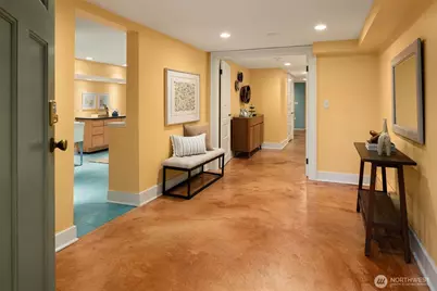 1718 Palm Avenue SW, Seattle, WA 98116 - Photo 31