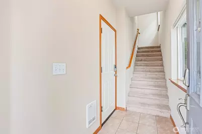 2533 143rd Lane SW, Lynnwood, WA 98087 - Photo 3