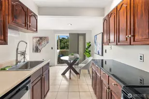 4810 S 187th Pl, Seattle, WA 98188 - Photo 11