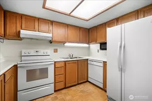 11532 SE 173rd St, Renton, WA 98055 - Photo 5