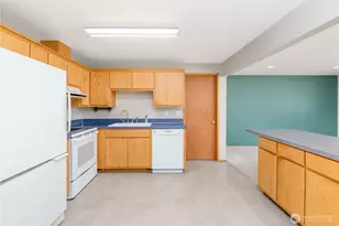 1809 W 10th St, Port Angeles, WA 98363 - Photo 13