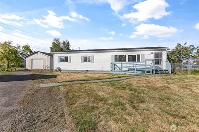 1705 N 32nd Place, Mount Vernon, WA 98273 - Photo 1