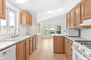 1705 N 32nd Pl, Mount Vernon, WA 98273 - Photo 13
