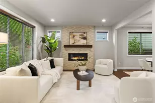 13530 NE 128th Pl, Kirkland, WA 98034 - Photo 3