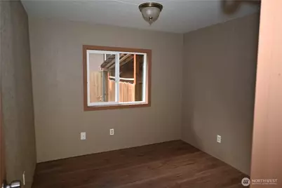 1438 NE Steele Creek Drive #102, Bremerton, WA 98311 - Photo 17