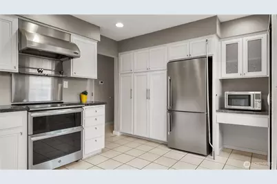 4850 S Spencer Street, Seattle, WA 98118 - Photo 9