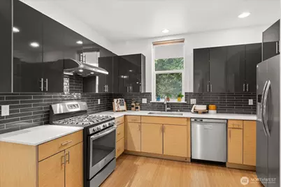 3423 Beacon Avenue S, Seattle, WA 98144 - Photo 7