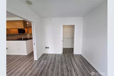 2721 1st Avenue #204, Seattle, WA 98121 - Photo 7