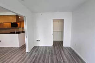 2721 1st Ave, Seattle, WA 98121 - Photo 7