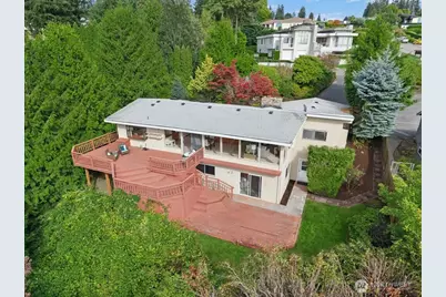 1909 89th Place NE, Clyde Hill, WA 98004 - Photo 33