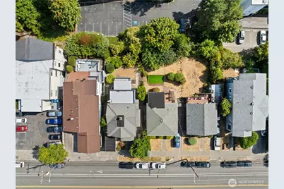 1730 Dexter Avenue N, Seattle, WA 98109 - Photo 5