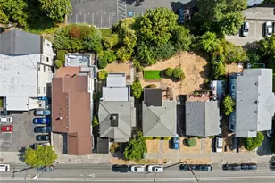 1730 Dexter Ave N, Seattle, WA 98109 - Photo 5