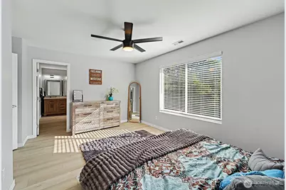 6242 71st Avenue Ct W, University Place, WA 98467 - Photo 15