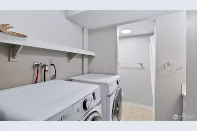 10403 NE 115th Place #L46, Kirkland, WA 98033 - Photo 17