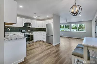 14322 Admiralty Way #31, Lynnwood, WA 98087 - Photo 13