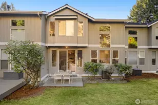 1102 Bellevue Way SE, Bellevue, WA 98004 - Photo 25
