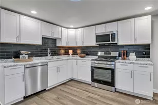 14322 Admiralty Way, Lynnwood, WA 98087 - Photo 9
