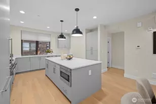 11223 NE 13th Ln, Bellevue, WA 98004 - Photo 9