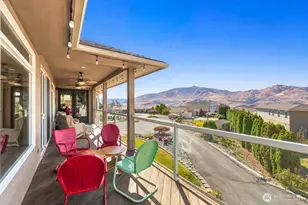 305 Orchard View Dr, Chelan, WA 98816 - Photo 5
