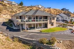 305 Orchard View Dr, Chelan, WA 98816 - Photo 3