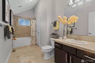 221 1st Pl NE, Issaquah, WA 98027 - Photo 11