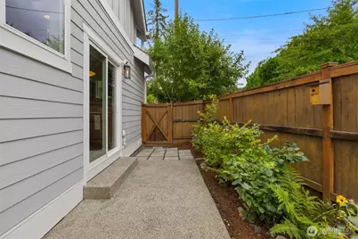 221 1st Place NE, Issaquah, WA 98027 - Photo 21