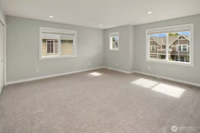 27534 SE 28th Place, Sammamish, WA 98075 - Photo 27