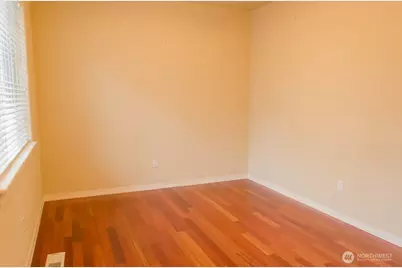 24036 39th Lane SE, Bothell, WA 98021 - Photo 3