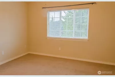 24036 39th Lane SE, Bothell, WA 98021 - Photo 21