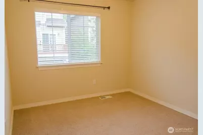 24036 39th Lane SE, Bothell, WA 98021 - Photo 17