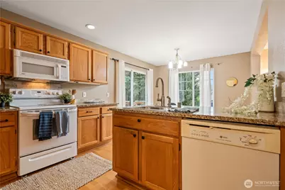 1814 Williamsburg Court, Bellingham, WA 98226 - Photo 11
