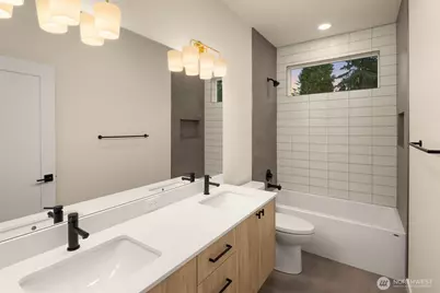 8409 NE 137th Street, Kirkland, WA 98034 - Photo 27