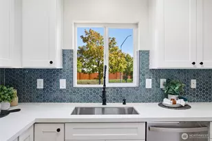 8428 12th St NE, Lake Stevens, WA 98258 - Photo 9