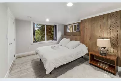 9338 39th Avenue S, Seattle, WA 98118 - Photo 33