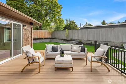 701 20th Avenue W, Kirkland, WA 98033 - Photo 31